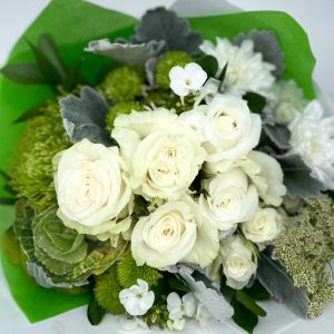 Supreme Diamond Bouquet - Image 12