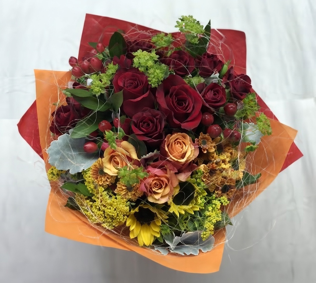 Supreme Diamond Bouquet - Image 16