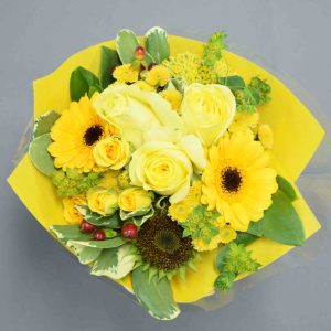 Supreme Centerpiece Bouquet - Image 11