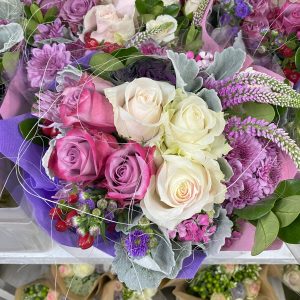 Supreme Mini Bouquets - Image 7